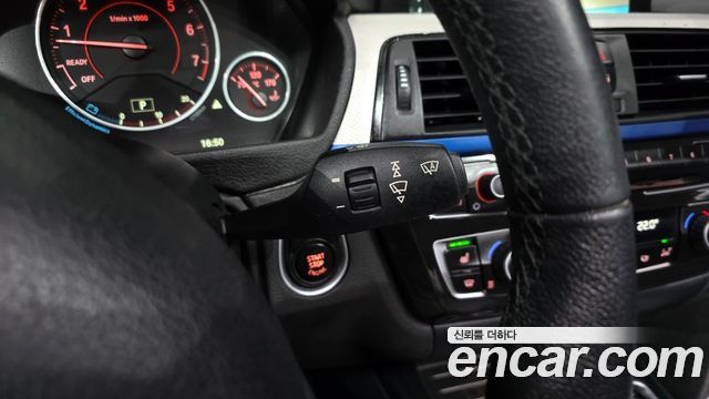 BMW 3-Series 2017 — photo 27