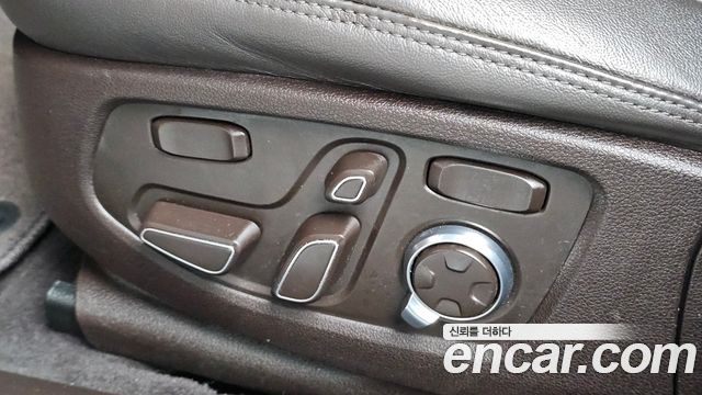 Genesis G90 2021 — photo 26
