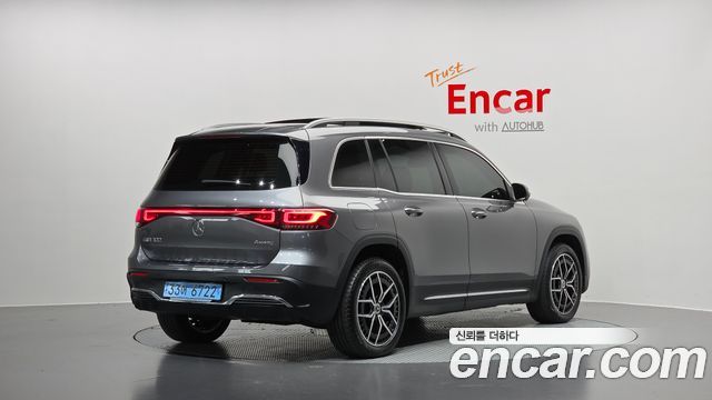 Mercedes-Benz EQB 2023 — photo 2