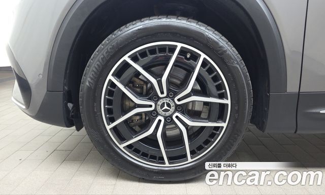 Mercedes-Benz EQB 2023 — photo 5