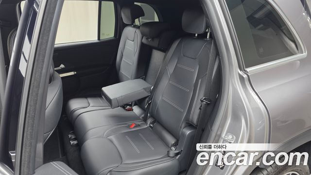 Mercedes-Benz EQB 2023 — photo 18