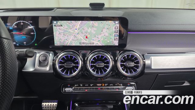 Mercedes-Benz EQB 2023 — photo 19