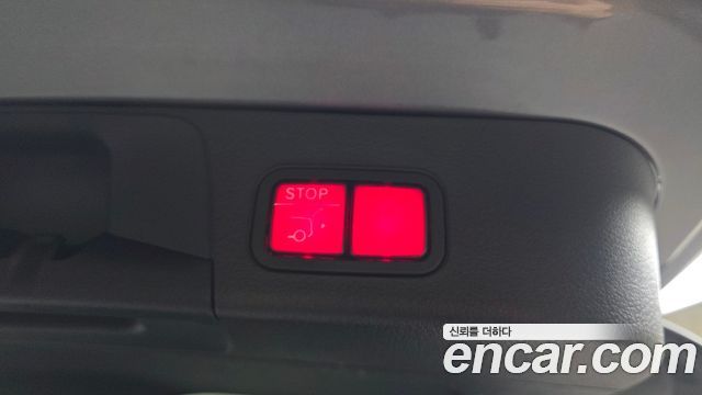 Mercedes-Benz EQB 2023 — photo 23