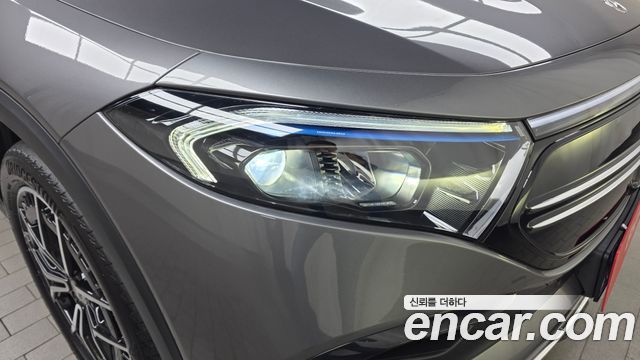 Mercedes-Benz EQB 2023 — photo 8