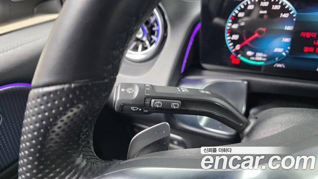 Mercedes-Benz EQB 2023 — photo 29