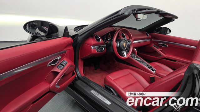 Porsche 718 2022 — photo 13