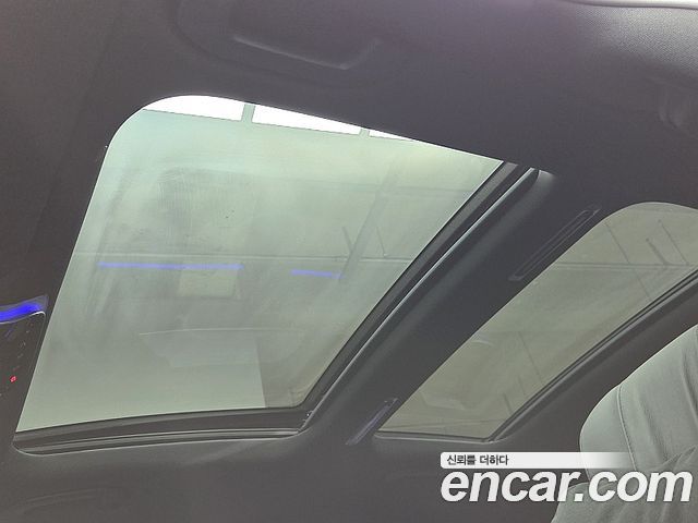 Mercedes-Benz S-Class 2021 — photo 18