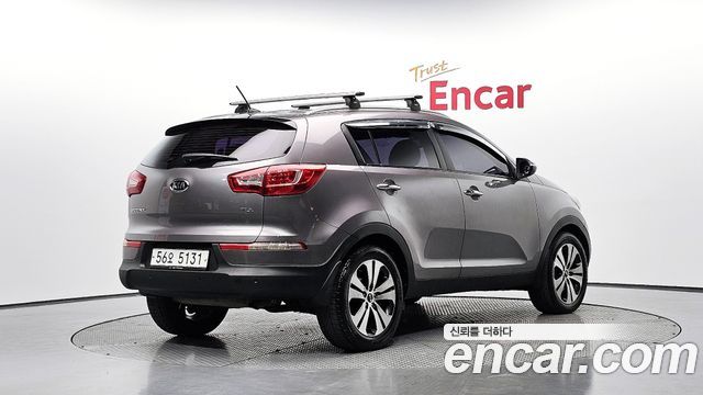 Kia Sportage 2012 — photo 2