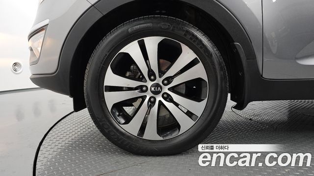 Kia Sportage 2012 — photo 5