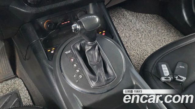 Kia Sportage 2012 — photo 12