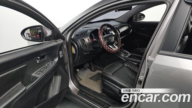 Kia Sportage 2012 — photo 13