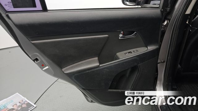 Kia Sportage 2012 — photo 15