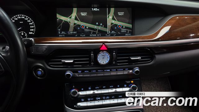 Genesis EQ900 2018 — photo 13