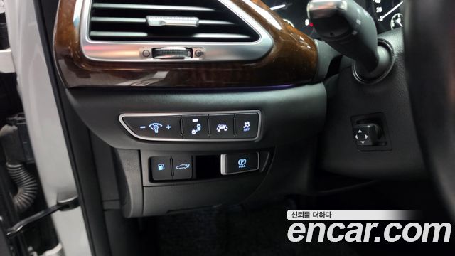 Genesis EQ900 2018 — photo 17