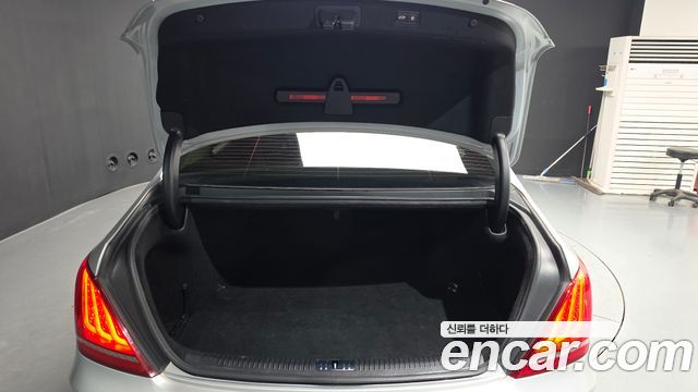 Genesis EQ900 2018 — photo 20