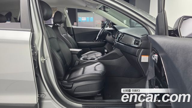 Kia Niro 2018 — photo 17