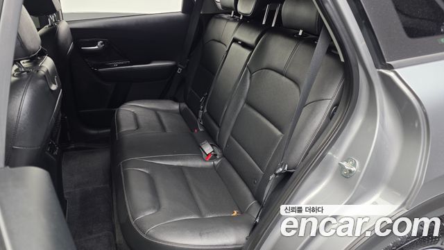 Kia Niro 2018 — photo 16