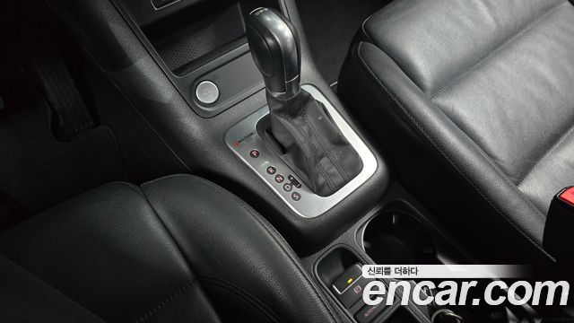 Volkswagen Tiguan 2015 — photo 9