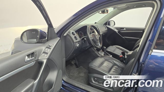 Volkswagen Tiguan 2015 — photo 10