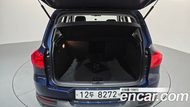 Volkswagen Tiguan 2015 — photo 16