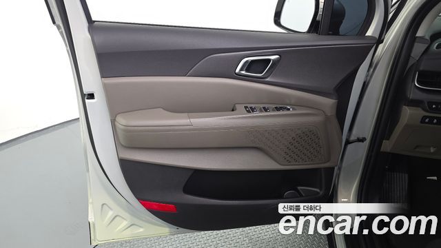 Kia Canival 2024 — photo 14