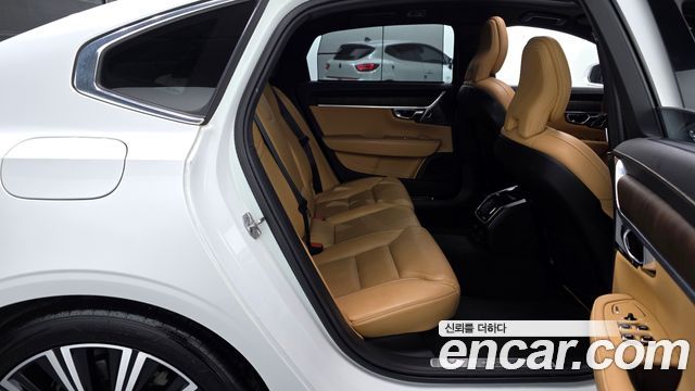 Volvo S90 2021 — photo 17