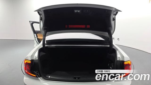 Volvo S90 2021 — photo 25