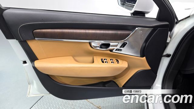 Volvo S90 2021 — photo 14