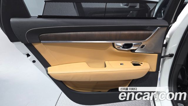 Volvo S90 2021 — photo 15