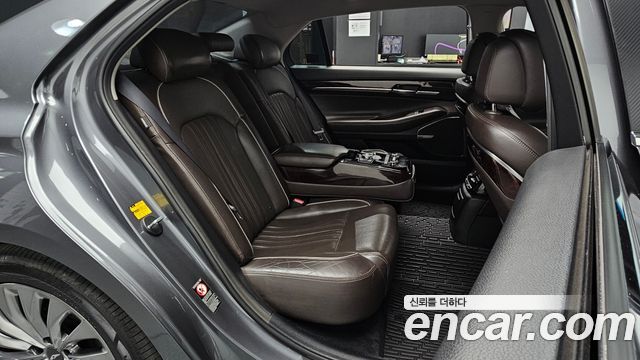 Genesis EQ900 2016 — photo 17