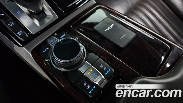 Genesis EQ900 2016 — photo 24