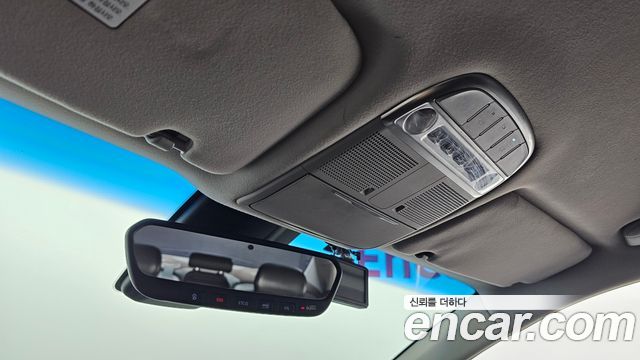 Genesis EQ900 2016 — photo 34