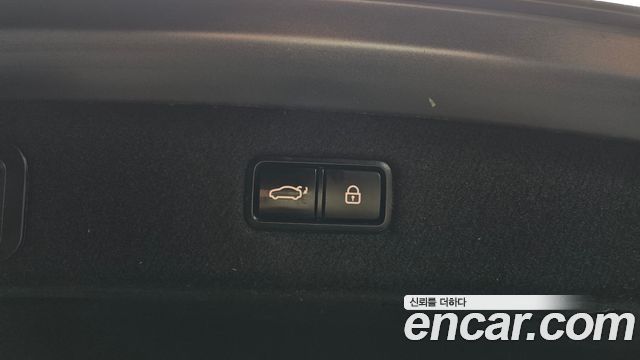 Genesis EQ900 2016 — photo 35