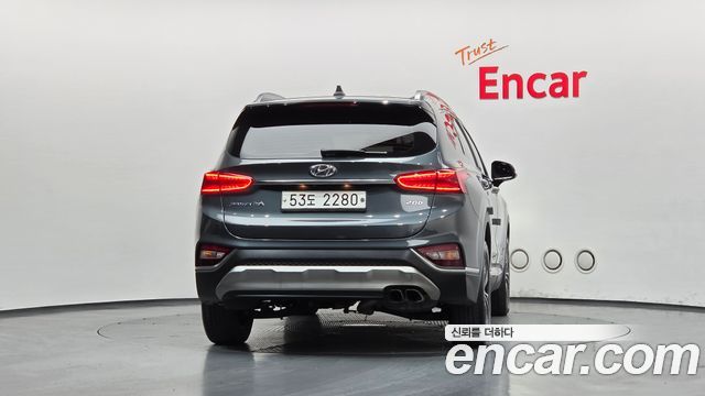 Hyundai Santafe 2019 — photo 4