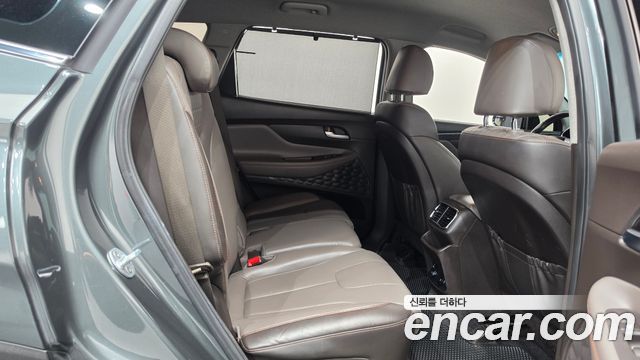 Hyundai Santafe 2019 — photo 12