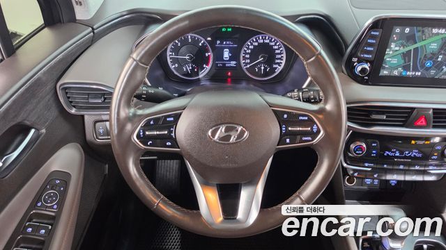 Hyundai Santafe 2019 — photo 13