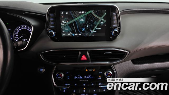 Hyundai Santafe 2019 — photo 14