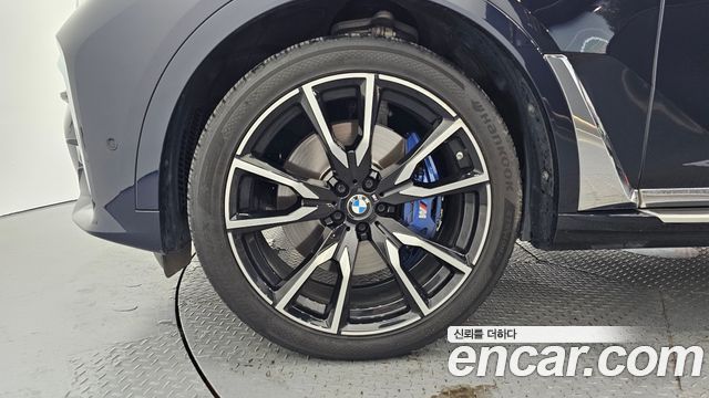 BMW X7 2022 — photo 5