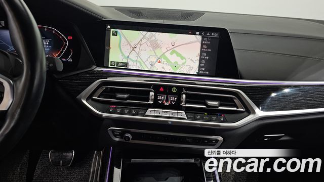 BMW X7 2022 — photo 18