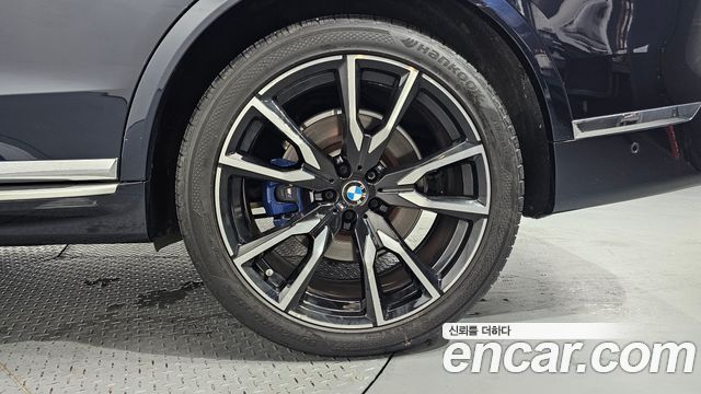 BMW X7 2022 — photo 7