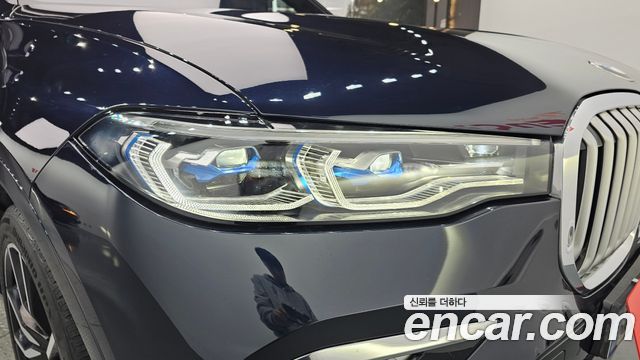 BMW X7 2022 — photo 8