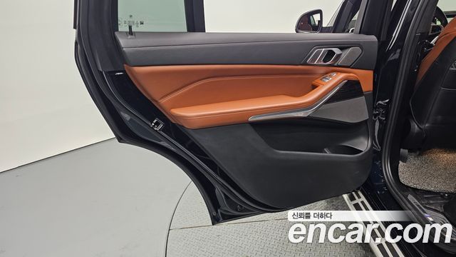 BMW X7 2022 — photo 15