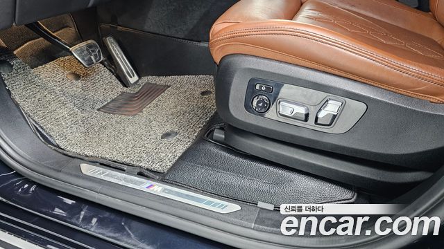 BMW X7 2022 — photo 32