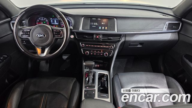 Kia K5 2017 — photo 7