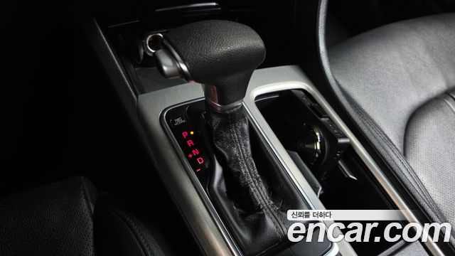 Kia K5 2017 — photo 9