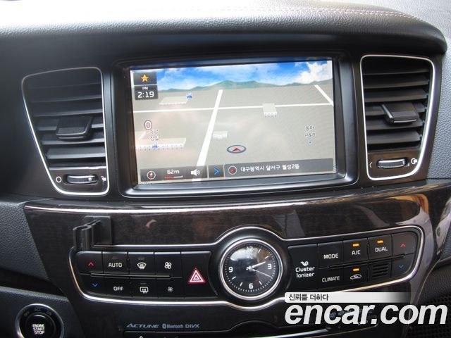 Kia K7 2013 — photo 10
