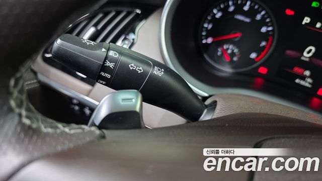 Kia Stinger 2021 — photo 29