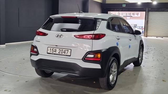 Hyundai Kona 2018 — photo 2