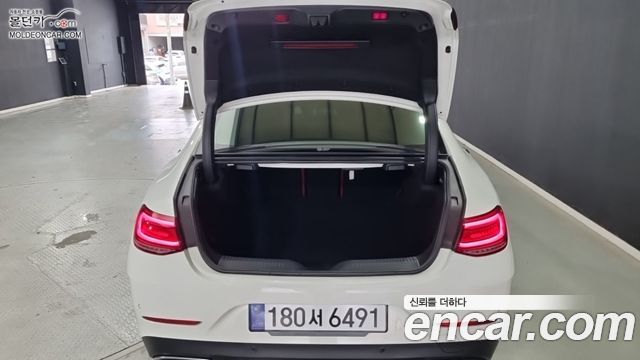 Mercedes-Benz CLS-Class 2022 — photo 16