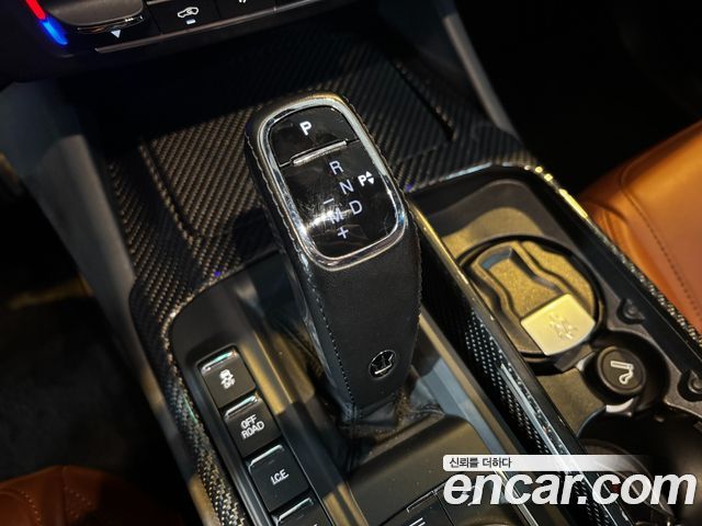 Maserati Levante 2020 — photo 9